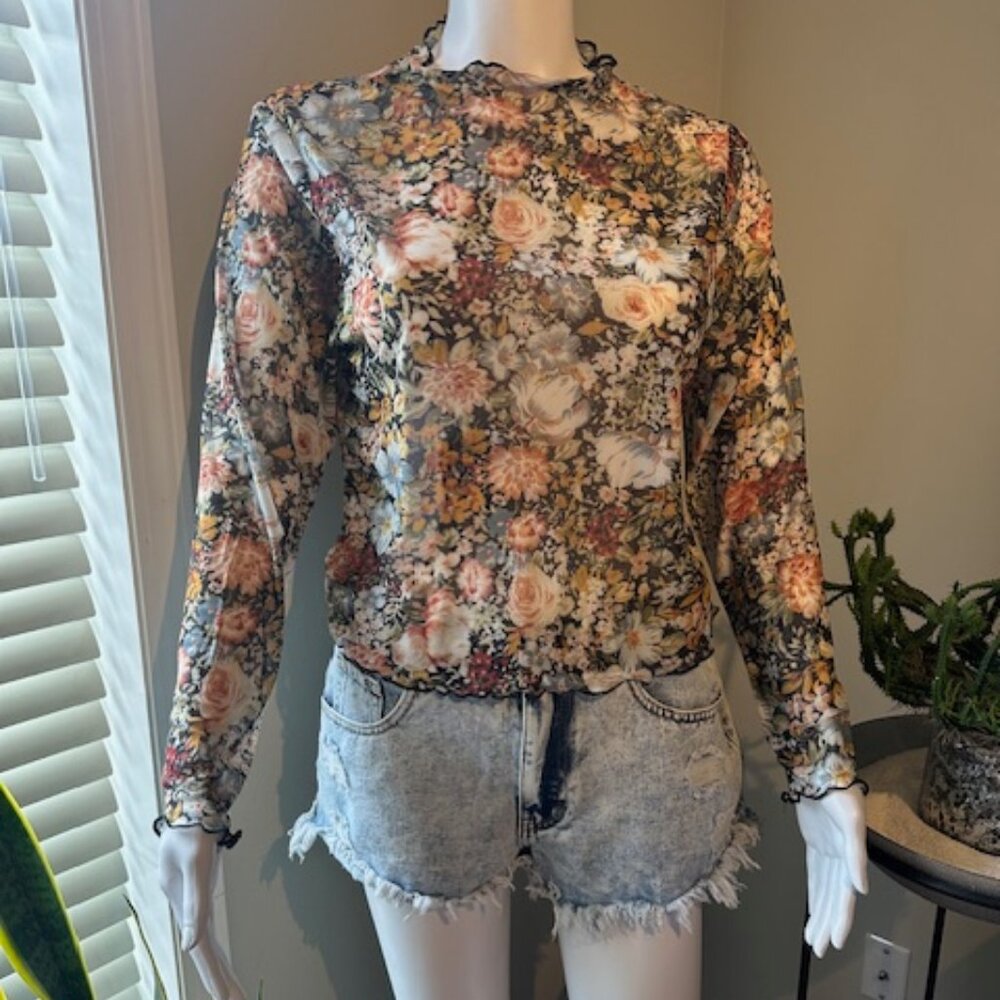 Plus Size Sheer Floral Top